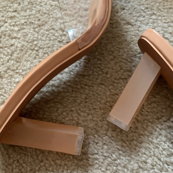 CLEAR HEELS - Picture 5 of 6